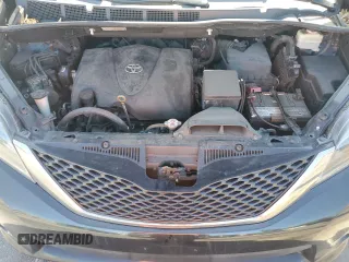 2017 Toyota Sienna SE with VIN 5TDXZ3DC7HS858021, listed as a Copart auction lot 65982715 with 73,647 mi miles and Clean title. Bid and sale history available at DreamBid. Image 12.