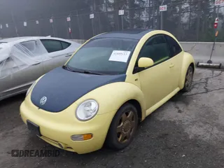 2000 Volkswagen Beetle GLX with VIN 3VWDD21C1YM464964, listed as a IAAI auction lot 41885113 with 190,106 mi miles and . Bid and sale history available at DreamBid. Image 2.