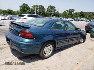 2002 Pontiac Grand Am SE with VIN 1G2NE52F52C210198, listed as a Copart auction lot 62926284 with 141,419 mi miles and Salvage Title. Bid and sale history available at carsss.com. Image 3.