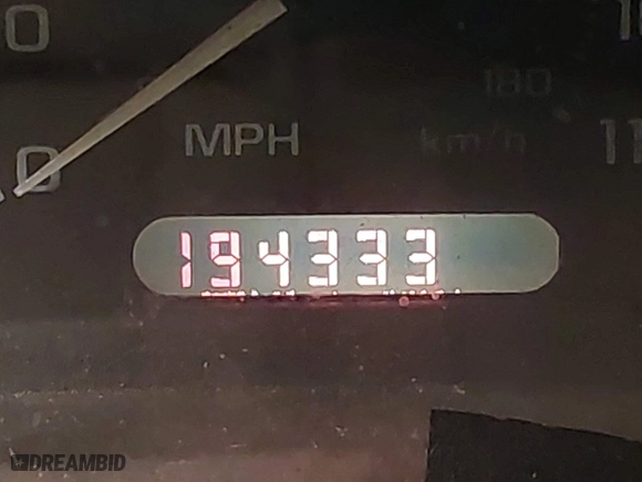 2000 Chevrolet Cavalier with VIN 1G1JC5240Y7265246, listed as a IAAI auction lot 41734226 with 194,333 mi miles. Bid and sale history available at carsss.com. Image 16.