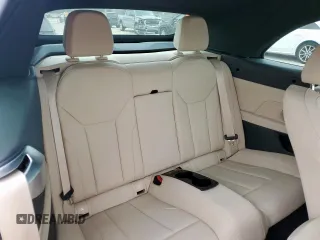 2021 BMW 4 Series 430i z VIN WBA23AT07MCG22827, wystawiony jako Copart lot #57776505 z przebiegiem 6874 mil mil oraz Szkody całkowita. Historia ofert i sprzedaży dostępna na DreamBid. Obrazek 10.