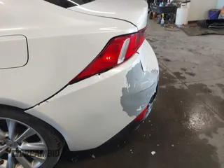 2014 Lexus IS 250 with VIN JTHBF1D23E5019062, listed as a IAAI auction lot 42451266 with 123,228 mi miles and . Bid and sale history available at DreamBid. Image 17.