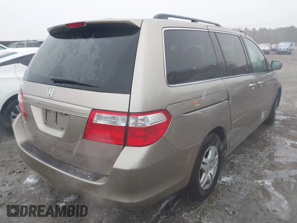 2007 Honda Odyssey EX-L with VIN 5FNRL38707B083040, listed as a IAAI auction lot 41624797 with 256,475 mi miles. Bid and sale history available at carsss.com. Image 4.