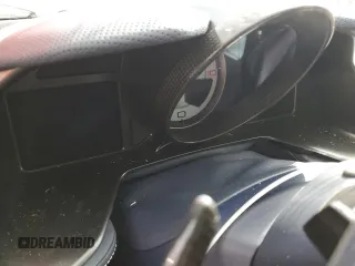 2019 Ferrari 812 z VIN ZFF83CLA6K0241260, wystawiony jako Copart lot #68317984 z przebiegiem Nie podano mil oraz Szkoda całkowita • Salvage title. Historia ofert i sprzedaży dostępna na DreamBid. Obrazek 9.