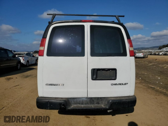 2004 Chevrolet Express Cargo Van with VIN 1GCFG15X841140041, listed as a Copart auction lot 41651635 with 171,503 mi miles and Salvage Title. Bid and sale history available at carsss.com. Image 6.