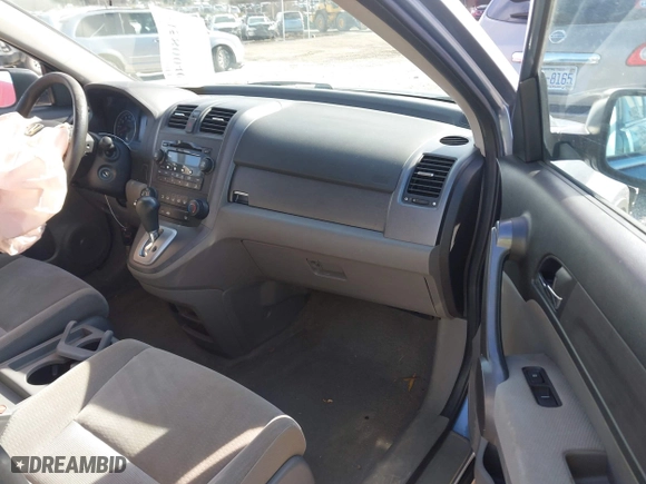 2008 Honda CR-V EX with VIN 5J6RE38538L010052, listed as a IAAI auction lot 41580040 with 276,361 mi miles. Bid and sale history available at carsss.com. Image 5.