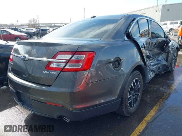 2015 Ford Taurus Limited с VIN 1FAHP2F82FG110285, выставлен на аукционе IAAI как лот 41731926 с пробегом 173 645 миль миль и . История ставок и продаж доступна на DreamBid. Изображение 4.