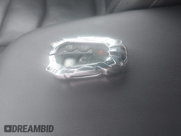 2020 Cadillac XT6 FWD Premium Luxury with VIN 1GYKPCRS0LZ136228, listed as a IAAI auction lot 41912953 with Not provided miles and . Bid and sale history available at DreamBid. Image 11.
