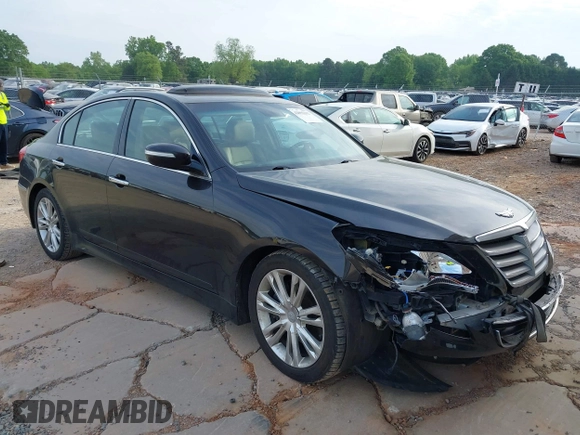 2014 Hyundai Genesis 3.8L z VIN KMHGC4DD2EU260177, wystawiony jako IAAI lot #42092212 z przebiegiem 213 055 mil mil oraz . Historia ofert i sprzedaży dostępna na DreamBid. Obrazek 1.
