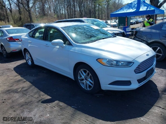 2014 Ford Fusion SE with VIN 3FA6P0HD9ER348129, listed as a IAAI auction lot 41983223 with 154,281 mi miles. Bid and sale history available at carsss.com. Image 1.