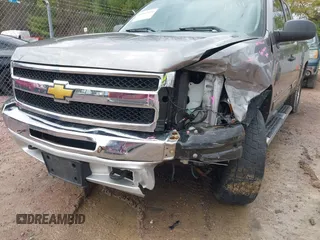 2012 Chevrolet Silverado 1500 LT with VIN 1GCRKSE76CZ228698, listed as a IAAI auction lot 42092011 with 184,322 mi miles. Bid and sale history available at carsss.com. Image 18.