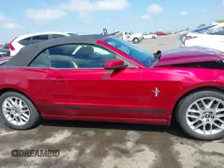 2014 Ford Mustang V6 with VIN 1ZVBP8EM1E5328100, listed as a IAAI auction lot 42075826 with 83,921 mi miles and . Bid and sale history available at DreamBid. Image 14.