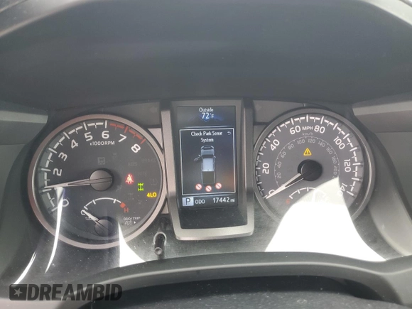 2023 Toyota Tacoma SR z VIN 3TMCZ5AN2PM583382, wystawiony jako Copart lot #58209775 z przebiegiem 17 442 mil mil oraz Szkoda całkowita • Salvage title. Historia ofert i sprzedaży dostępna na DreamBid. Obrazek 9.