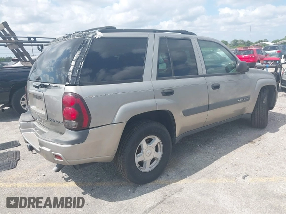 2003 Chevrolet TrailBlazer LS with VIN 1GNDT13SX32367807, listed as a IAAI auction lot 42070031 with 162,966 mi miles and . Bid and sale history available at DreamBid. Image 4.