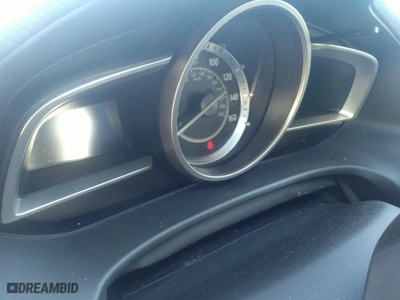 2014 Mazda Mazda3 i Sport with VIN JM1BM1U73E1186502, listed as a IAAI auction lot 38724333 with 999,999 mi miles. Bid and sale history available at carsss.com. Image 7.