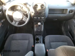 2017 Jeep Patriot Sport SE with VIN 1C4NJPBA1HD212525, listed as a Copart auction lot 42282895 with Not Provided miles and Clean Title. Bid and sale history available at carsss.com. Image 8.