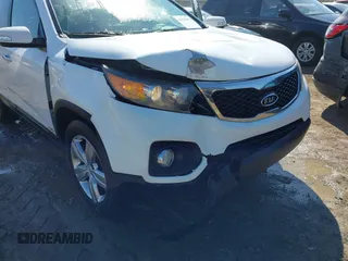 2013 Kia Sorento EX with VIN 5XYKUDA26DG411648, listed as a IAAI auction lot 41878842 with 87,631 mi miles. Bid and sale history available at carsss.com. Image 6.
