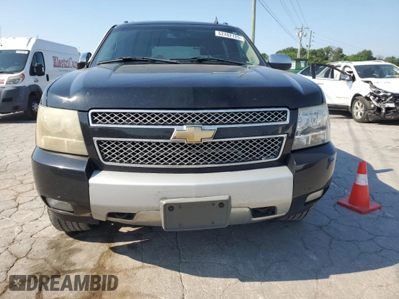 2007 Chevrolet Avalanche 1LT with VIN 3GNFK12307G266813, listed as a Copart auction lot 62402125 with 322,835 mi miles and Clean title. Bid and sale history available at DreamBid. Image 5.