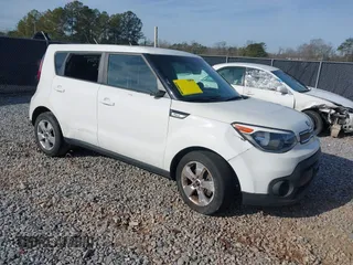 2018 Kia Soul with VIN KNDJN2A28J7567924, listed as a IAAI auction lot 41321714 with 77,985 mi miles. Bid and sale history available at carsss.com. Image 1.