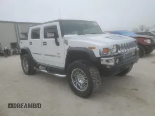 2007 Hummer H2 SUT with VIN 5GRGN22U87H111448, listed as a Copart auction lot 44801265 with 105,209 mi miles and Salvage Title. Bid and sale history available at carsss.com. Image 4.