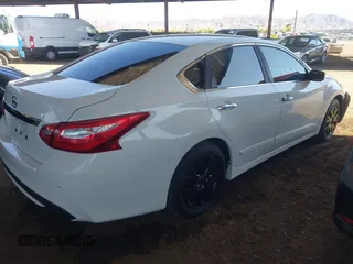 2016 Nissan Altima S with VIN 1N4AL3AP3GN345468, listed as a IAAI auction lot 42140543 with 52,704 mi miles and . Bid and sale history available at DreamBid. Image 4.