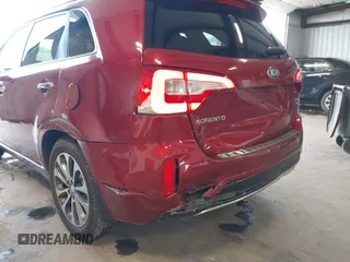2014 Kia Sorento SX Limited with VIN 5XYKW4A78EG465167, listed as a IAAI auction lot 42149684 with 122,758 mi miles. Bid and sale history available at carsss.com. Image 6.
