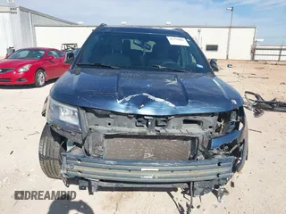 2018 Ford Explorer XLT with VIN 1FM5K8D86JGC41452, listed as a IAAI auction lot 41772061 with 121,192 mi miles and . Bid and sale history available at carsss.com. Image 13.