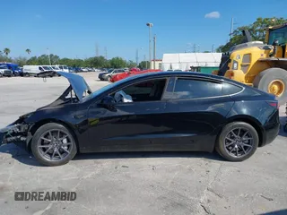 2023 Tesla Model 3 с VIN 5YJ3E1EA8PF620239, выставлен на аукционе IAAI как лот 41903785 с пробегом Не указан миль и . История ставок и продаж доступна на DreamBid. Изображение 14.