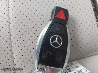 2016 Mercedes-Benz C-Class C 300 Luxury with VIN 55SWF4KB5GU105917, listed as a IAAI auction lot 41697197 with 91,783 mi miles. Bid and sale history available at carsss.com. Image 11.