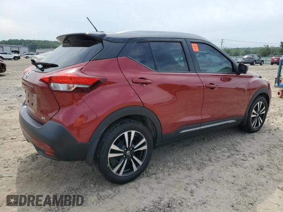 2019 Nissan Kicks SR z VIN 3N1CP5CU4KL538147, wystawiony jako Copart lot #57246385 z przebiegiem 161 391 mil mil oraz Szkoda całkowita • Salvage title. Historia ofert i sprzedaży dostępna na DreamBid. Obrazek 3.