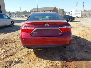 2017 Toyota Camry XLE with VIN 4T1BF1FK4HU657924, listed as a IAAI auction lot 41653924 with 174,016 mi miles. Bid and sale history available at carsss.com. Image 16.
