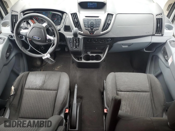 2015 Ford Transit XL z VIN 1FBZX2CM5FKB04871, wystawiony jako Copart lot #60743005 z przebiegiem 657 531 mil mil oraz Czysty tytuł • Clean title. Historia ofert i sprzedaży dostępna na DreamBid. Obrazek 8.