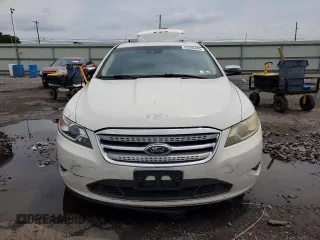 2010 Ford Taurus Limited with VIN 1FAHP2FW7AG127476, listed as a Copart auction lot 62399455 with 140,761 mi miles and Salvage title. Bid and sale history available at DreamBid. Image 5.