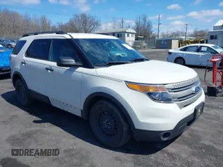 2011 Ford Explorer with VIN 1FMHK7B80BGA33739, listed as a IAAI auction lot 41942190 with 268,100 mi miles and . Bid and sale history available at DreamBid. Image 1.