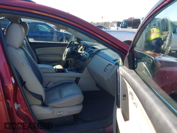 2008 Mazda CX-9 Sport with VIN JM3TB28A780131056, listed as a IAAI auction lot 41729898 with 249,223 mi miles and . Bid and sale history available at DreamBid. Image 5.