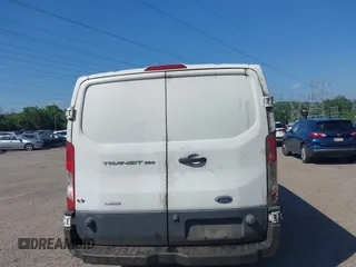 2016 Ford Transit Cargo z VIN 1FTBW2YG0GKB07293, wystawiony jako IAAI lot #42577905 z przebiegiem 155 324 mil mil oraz . Historia ofert i sprzedaży dostępna na DreamBid. Obrazek 17.