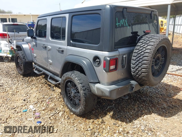 2020 Jeep Wrangler Unlimited Sport Altitude с VIN 1C4HJXDN8LW127059, выставлен на аукционе IAAI как лот 41821194 с пробегом 152 744 миль миль и . История ставок и продаж доступна на DreamBid. Изображение 3.