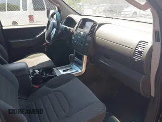 2012 Nissan Pathfinder Silver Edition z VIN 5N1AR1NB1CC639755, wystawiony jako IAAI lot #42513176 z przebiegiem 197 178 mil mil oraz . Historia ofert i sprzedaży dostępna na DreamBid. Obrazek 5.