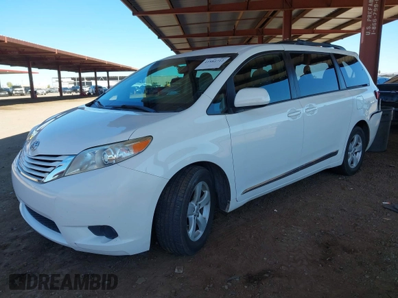 2017 Toyota Sienna LE Auto Access Seat with VIN 5TDKZ3DC5HS820717, listed as a IAAI auction lot 41884712 with 42,592 mi miles. Bid and sale history available at carsss.com. Image 17.