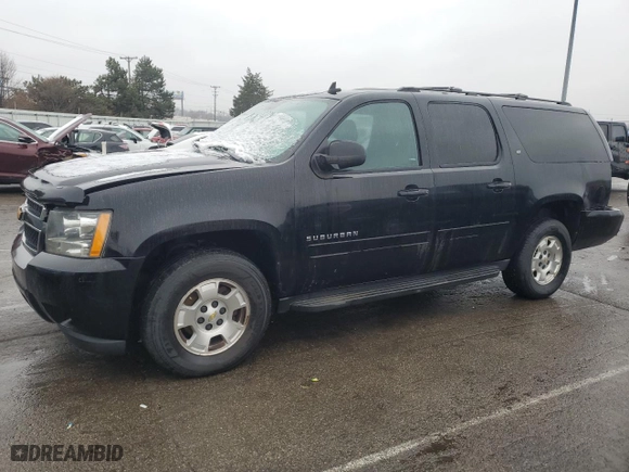 2014 Chevrolet Suburban LT with VIN 1GNSKJE70ER228623, listed as a Copart auction lot 45020335 with 167,671 mi miles and Salvage Title. Bid and sale history available at carsss.com. Image 1.