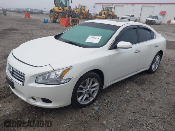 2014 Nissan Maxima S with VIN 1N4AA5AP0EC487139, listed as a IAAI auction lot 41450013 with 144,643 mi miles and . Bid and sale history available at DreamBid. Image 2.