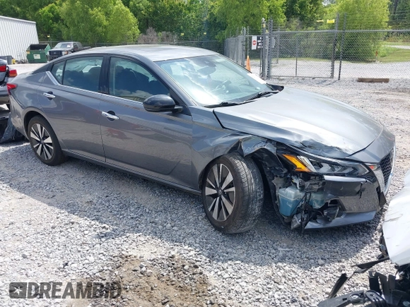 2020 Nissan Altima SV with VIN 1N4BL4DV2LC162265, listed as a IAAI auction lot 42297337 with 105,604 mi miles and . Bid and sale history available at DreamBid. Image 1.