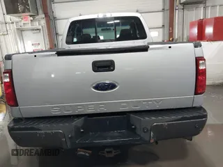 2008 Ford Super Duty F-250 SRW XL with VIN 1FTSX21R48ED49660, listed as a IAAI auction lot 41275675 with 193,731 mi miles. Bid and sale history available at carsss.com. Image 17.