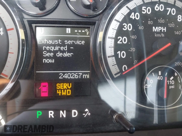 2010 Dodge Ram 2500 SLT with VIN 3D7UT2CL0AG188595, listed as a IAAI auction lot 42018337 with 240,267 mi miles. Bid and sale history available at carsss.com. Image 15.