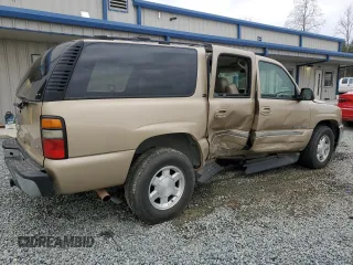 2005 GMC Yukon XL SLT with VIN 1GKFK16ZX5J197541, listed as a Copart auction lot 44103055 with 255,485 mi miles and Salvage Title. Bid and sale history available at carsss.com. Image 3.