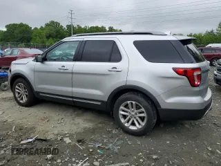 2017 Ford Explorer XLT with VIN 1FM5K7D81HGE13097, listed as a Copart auction lot 55858215 with 98,032 mi miles and Salvage title. Bid and sale history available at DreamBid. Image 2.