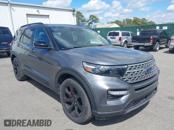 2022 Ford Explorer ST with VIN 1FM5K8GC0NGA45819, listed as a IAAI auction lot 42062203 with 16,472 mi miles. Bid and sale history available at carsss.com. Image 1.