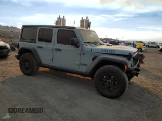 2024 Jeep Wrangler Sport S z VIN 1C4RJXN66RW167175, wystawiony jako Copart lot #42211795 z przebiegiem 14 102 mil mil oraz Szkoda całkowita • Salvage title. Historia ofert i sprzedaży dostępna na DreamBid. Obrazek 4.