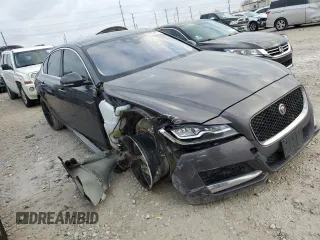 2017 Jaguar XF 20d Prestige with VIN SAJBE4BN4HCY23617, listed as a Copart auction lot 37232073 with 111,193 mi miles. Bid and sale history available at carsss.com. Image 4.