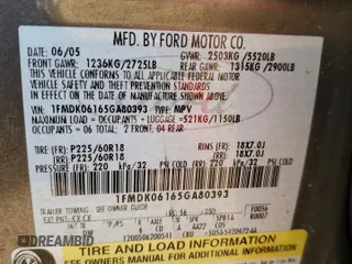 2005 Ford Freestyle Limited with VIN 1FMDK06165GA80393, listed as a Copart auction lot 83231824 with 163,667 mi miles and Salvage Title. Bid and sale history available at carsss.com. Image 15.